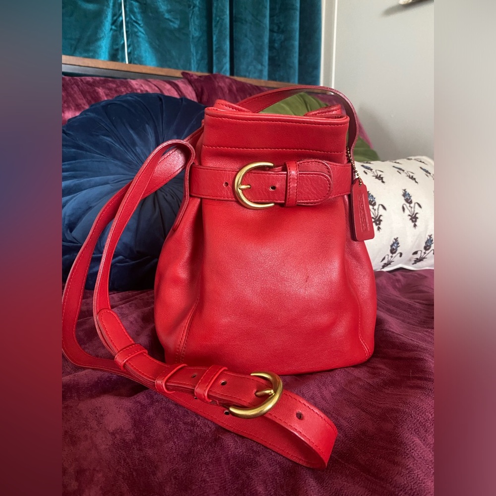 Vintage Coach soho belted bucket bag 4156